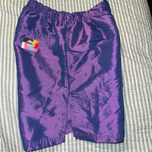Reebok Classics Pride MX Woven shorts Medium - Picture 8 of 14